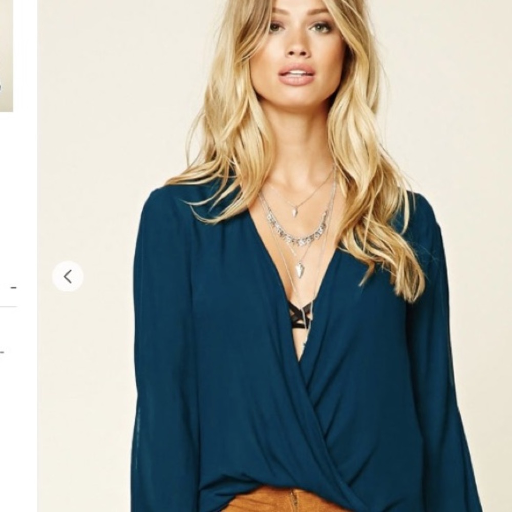 Real F21 top NWT